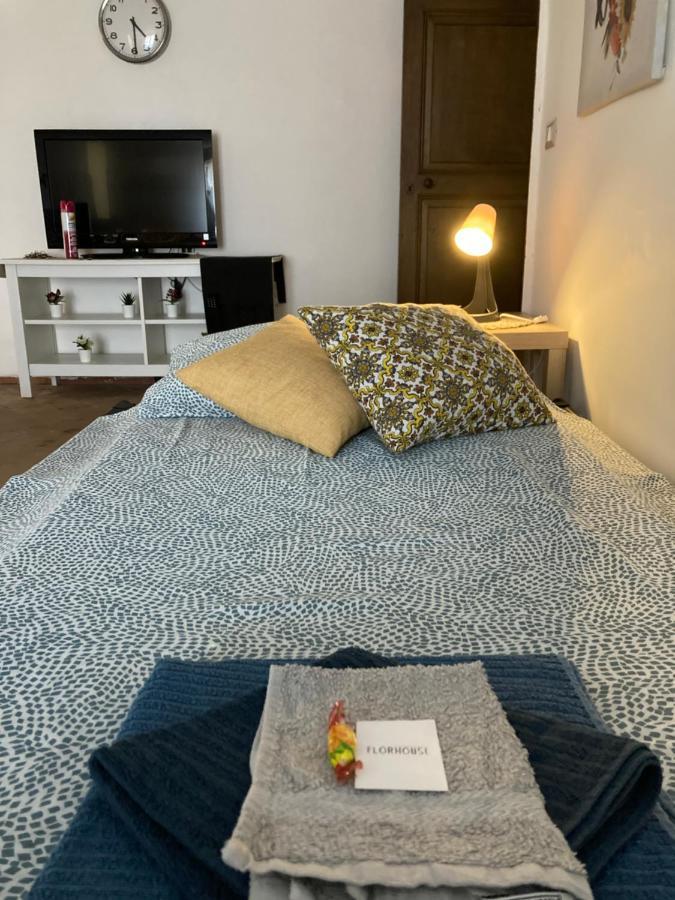Florhouse Pacini Apartment Catania Bagian luar foto